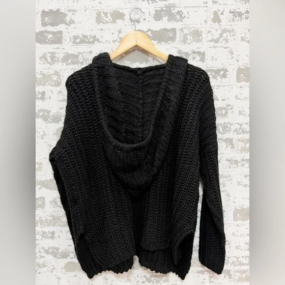 Chunky Knit Black Hooded Sweater NWT | Soft Mohair Blend Pullover | Sizes S & M - Picture 9 of 10